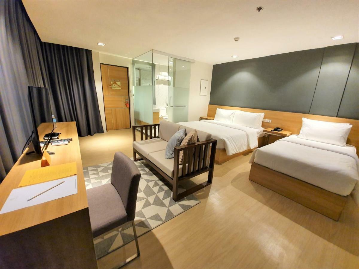 The Upperroom @ Real Suites Bacolod Exterior foto